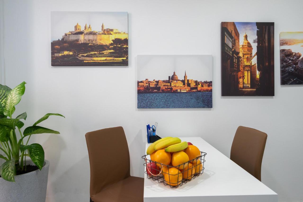 Marina Studios Cospicua Bagian luar foto